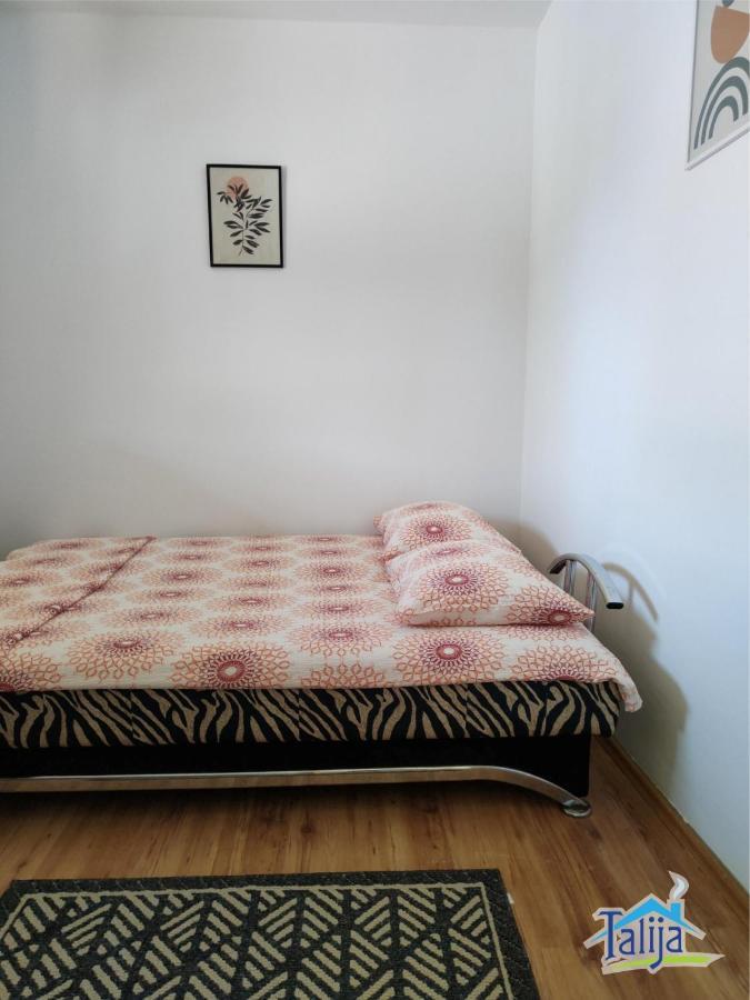 Talija Villa Bar Kültér fotó